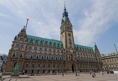 Montrose CO to Hamburg (HAM) Germany flight deal from $540rt