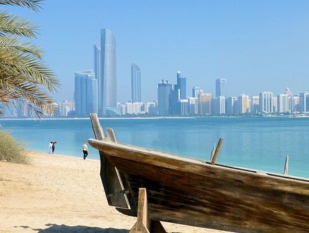 Montrose CO to Dubai (DXB) UAE flight deal from $817rt